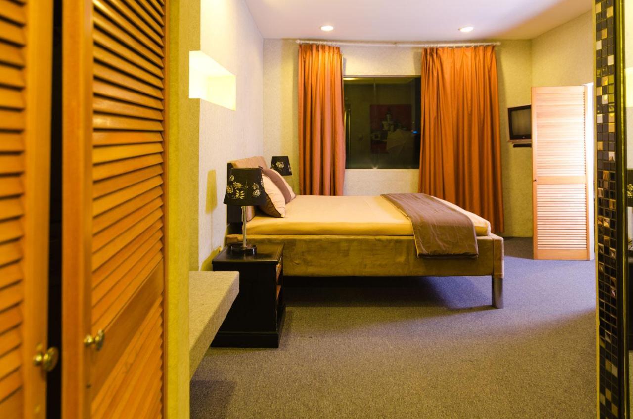 Hotel Peninsula Mangga Besar Jakarta Exterior photo